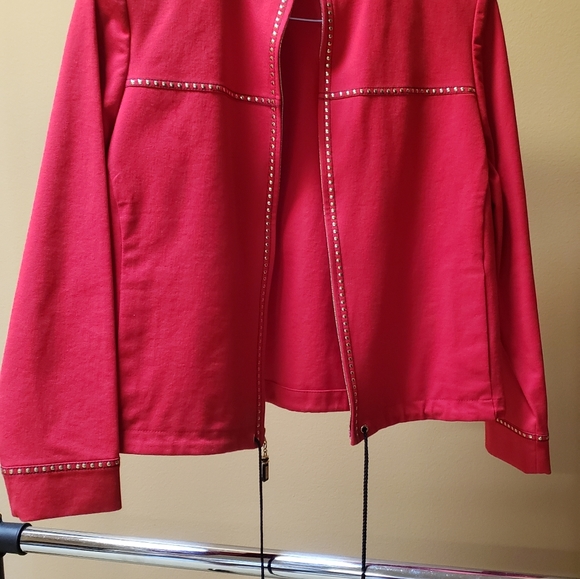 St john - Picture 2 of 2